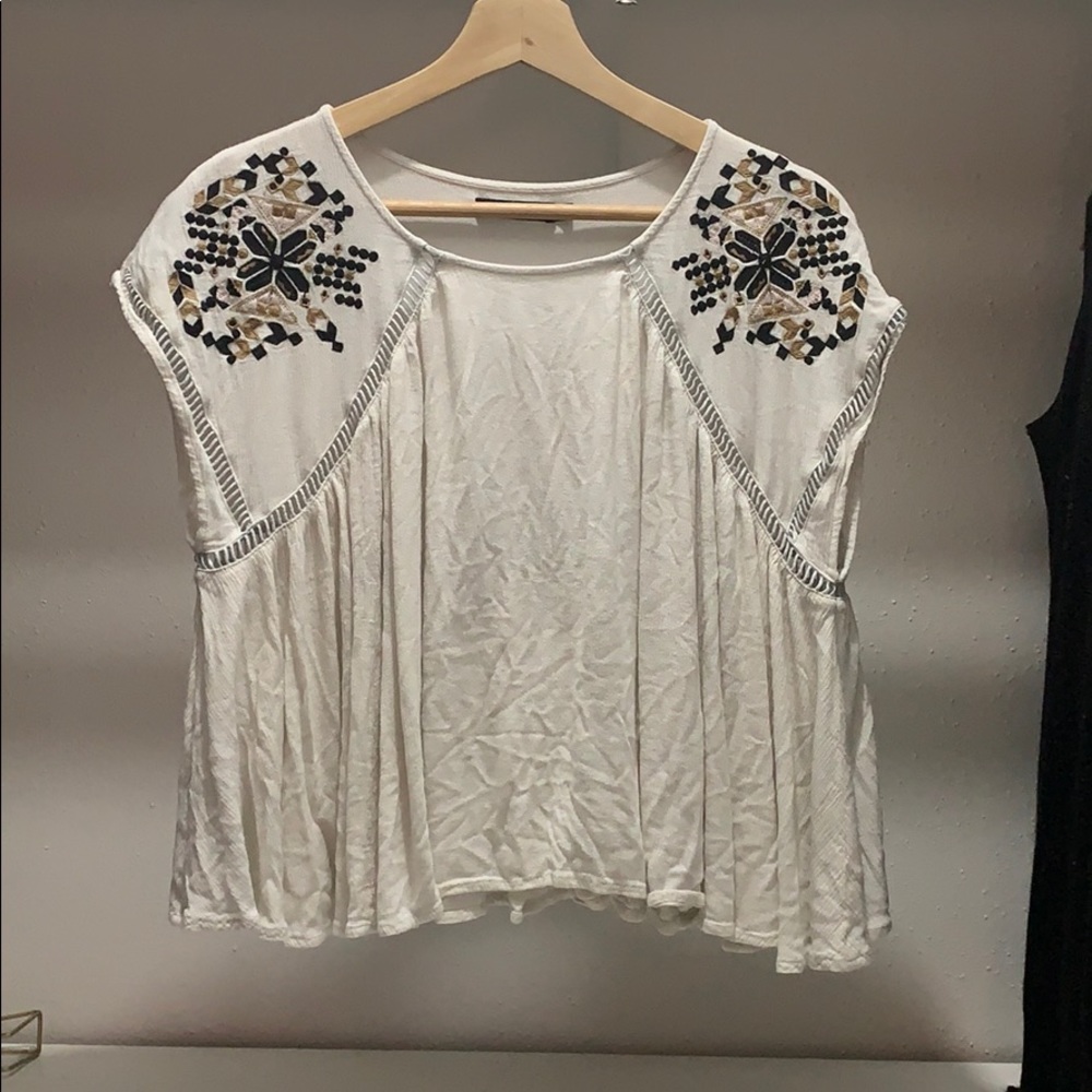 White crop top